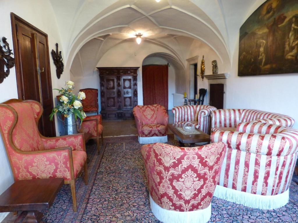 Apartments Schloss Paschbach อัปเปียโน ซุลลา สตราดา เดล วีโน ภายนอก รูปภาพ