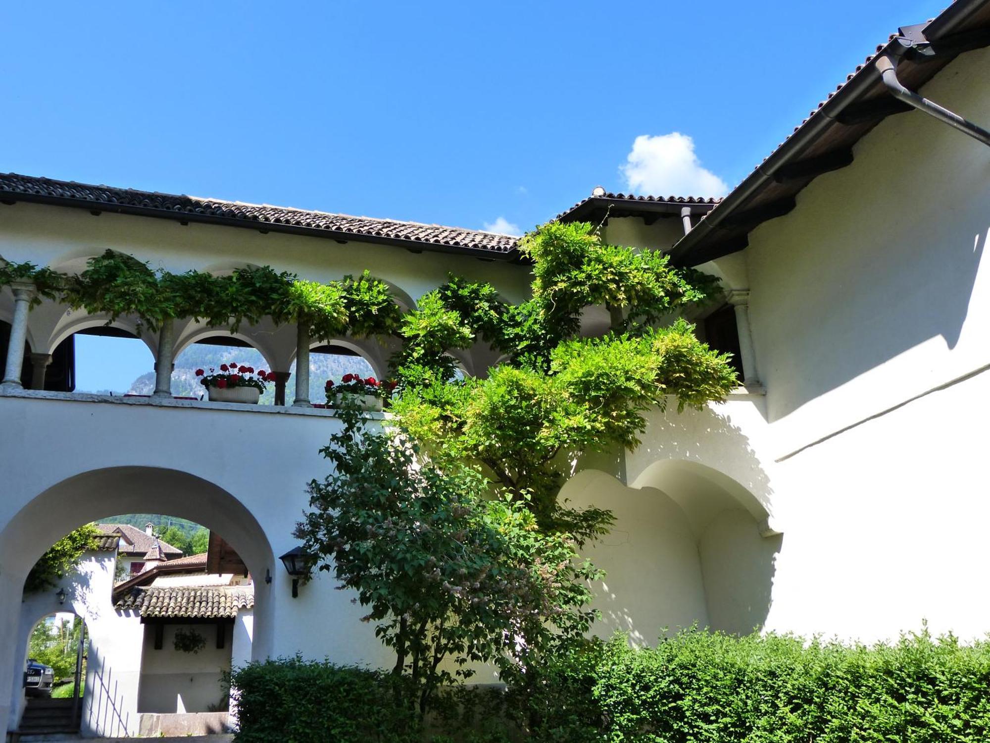 Apartments Schloss Paschbach อัปเปียโน ซุลลา สตราดา เดล วีโน ภายนอก รูปภาพ