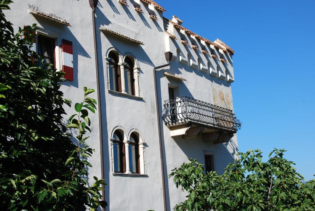 Apartments Schloss Paschbach อัปเปียโน ซุลลา สตราดา เดล วีโน ภายนอก รูปภาพ